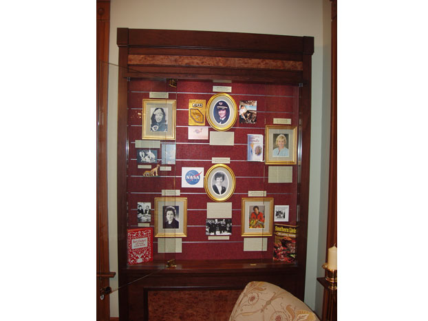 Women of Achievement Cabinet, "Science and Industry"